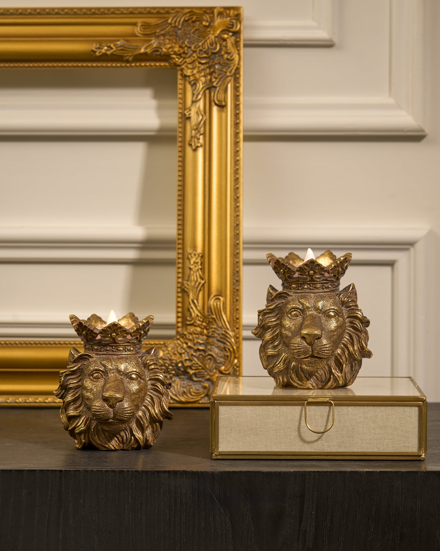 Clarence candle holder (Set of 02)