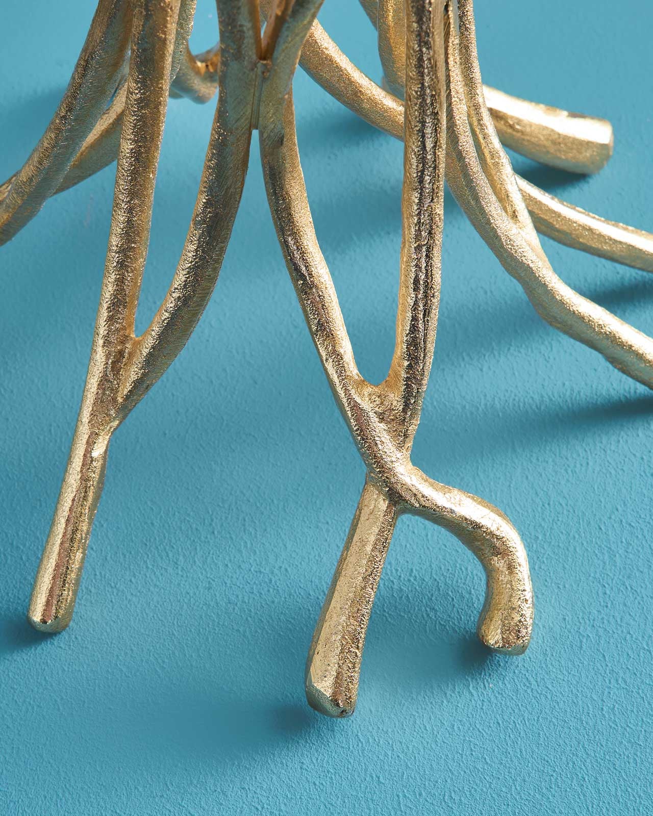 Rising roots candle holder