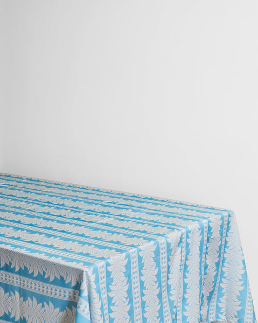 Whispering oceans tablecloth
